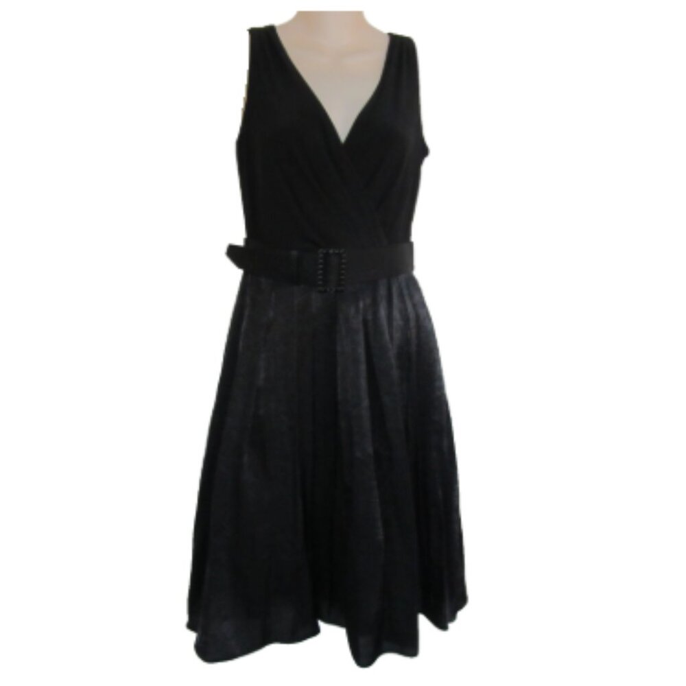 Jones Wear Size 4 Black Classic Elegant A-Line Cocktail Party Dress